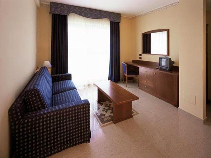 Hotel Apan Reggio Calabria Exterior photo